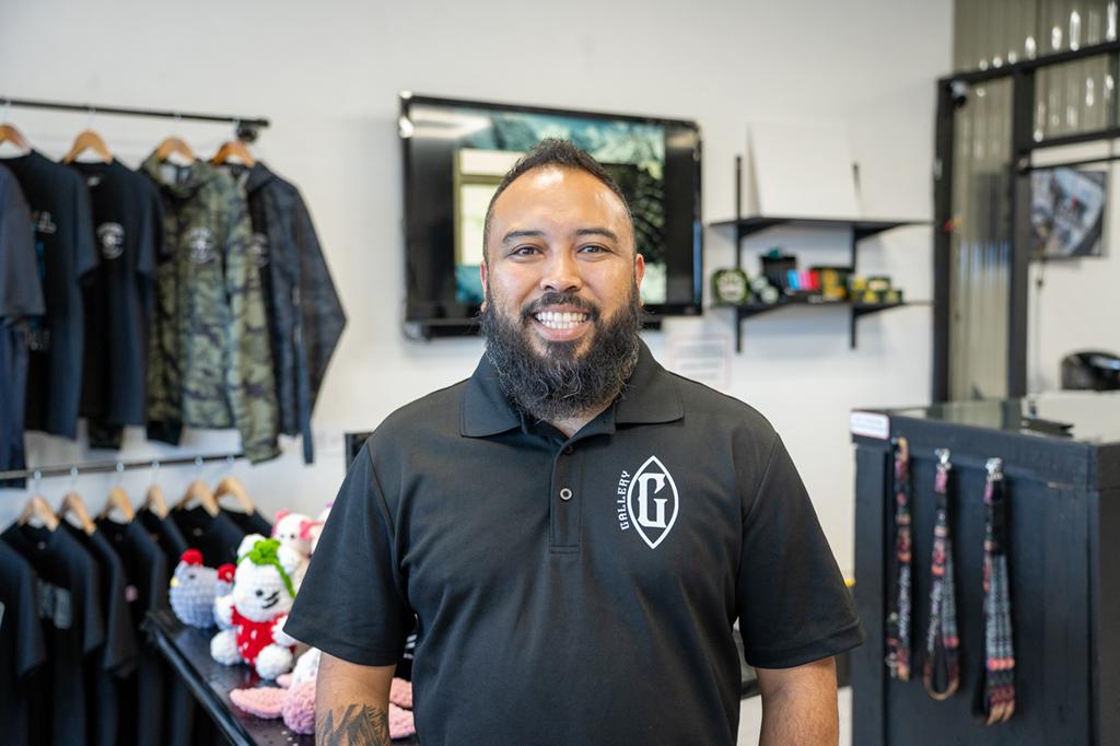 New entrepreneurs: Going from digital to doorstep